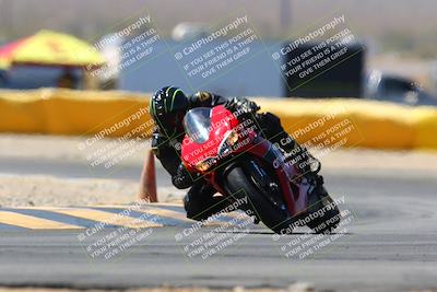 media/Mar-28-2022-Superbike Trackdays (Mon) [[b8603d0f67]]/Novice Group (1130am-12pm)/Turn 2/